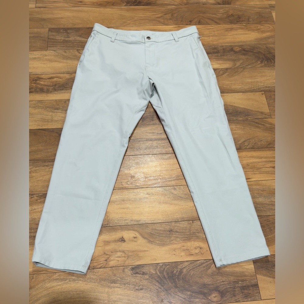 Lululemon Men’s Commission Pants 5 Pocket Pant Warpstreme, Ivory Size 34x28”